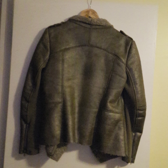 Jacket - Picture 2 of 2